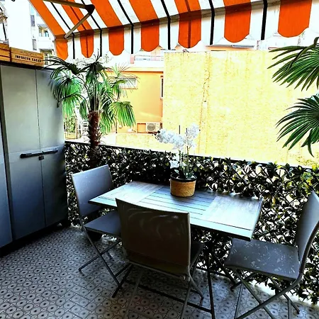 Apartamento - *